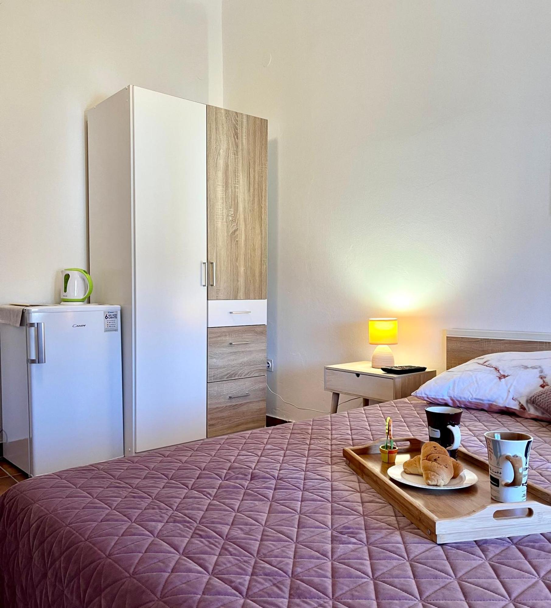 Hotel E & E à Medulin Extérieur photo